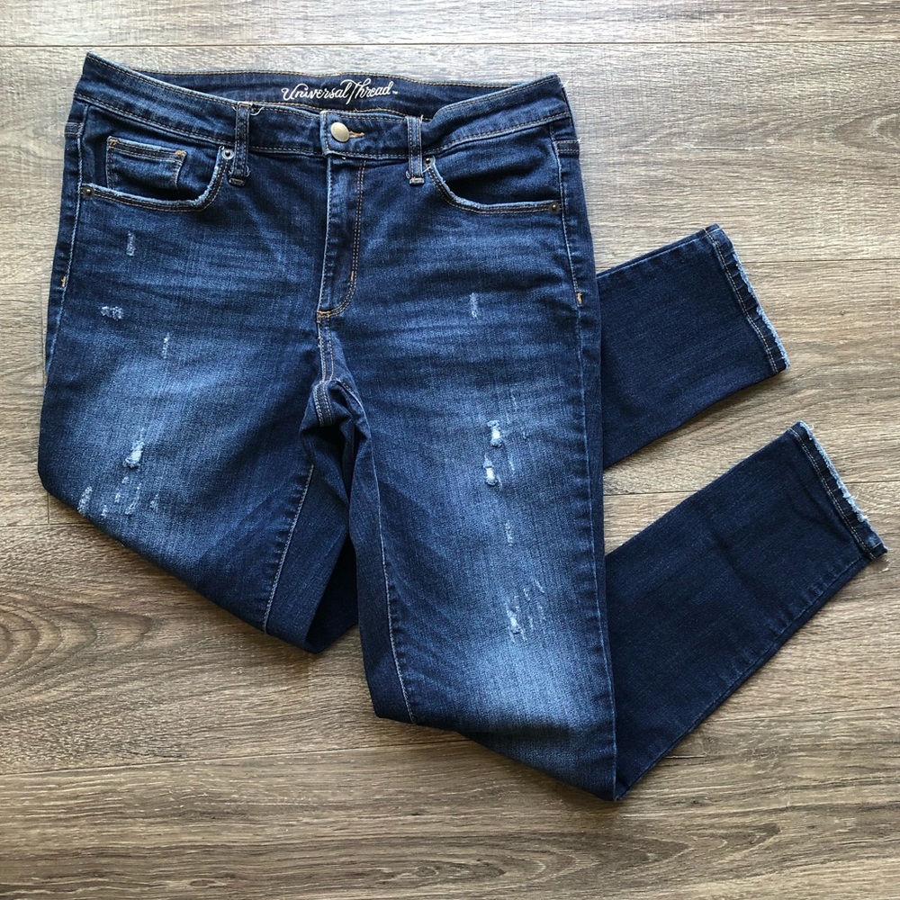 Universal Thread Distressed Skinny Mid-Rise Jeans